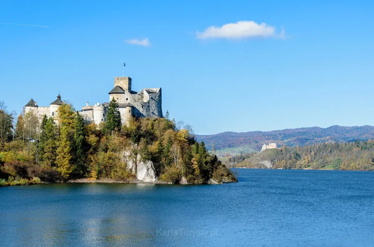 Czorsztyn Castle (2)