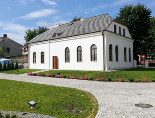Dom Pokahalny