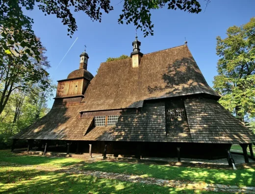 Kościół św. Filipa i św. Jakuba (Drewniany zabytek UNESCO)