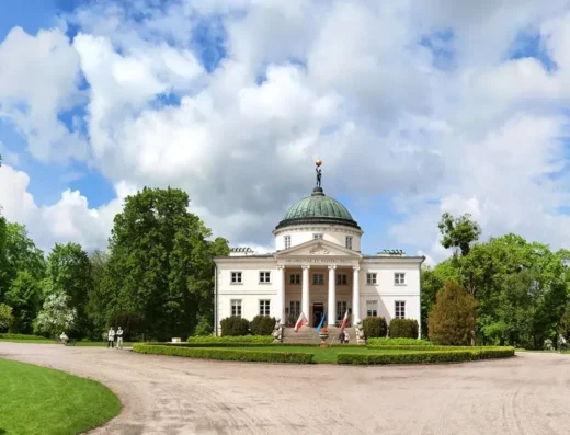 Pałac Lubostroń