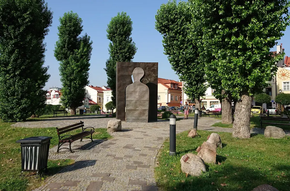 Plac Cichociemnych