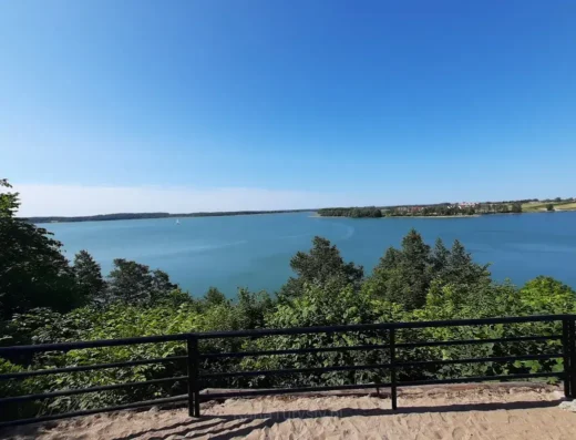Punkt widokowy na jezioro Święcajty