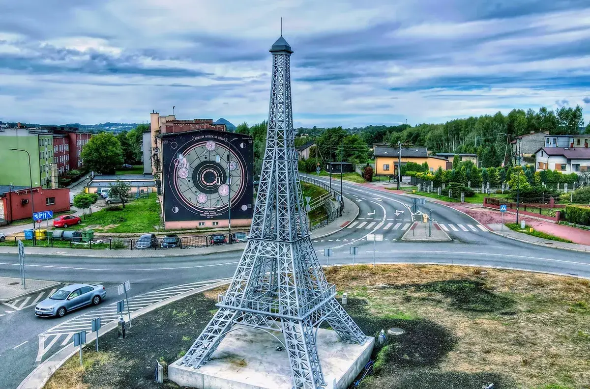 Roundabout with the Eiffel Tower in Rybnik