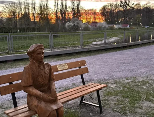 Rzeźba Harcerki ZHP