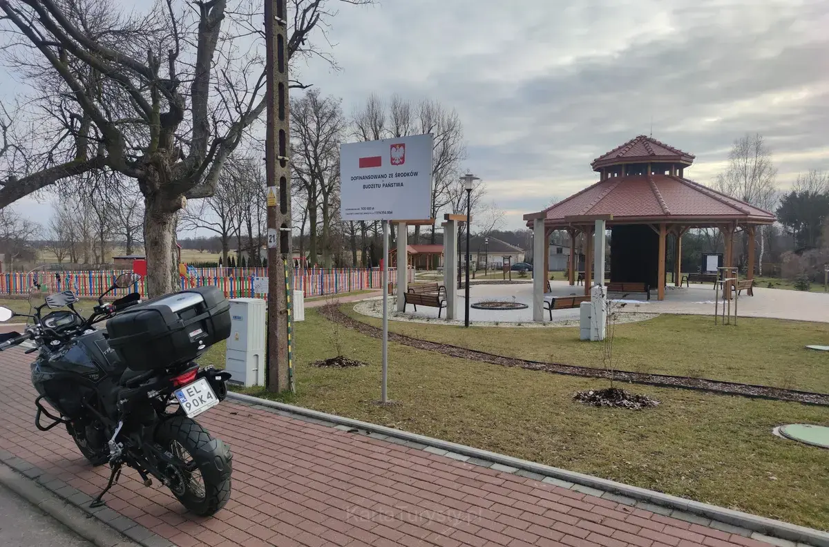 Tablica Historyczno-pamiątkowa