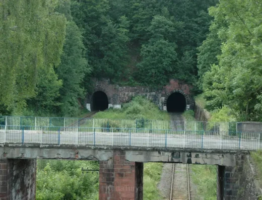 Tunel kolejowy w Świerkach (Podziemna trasa pod Świerkową Kopą)