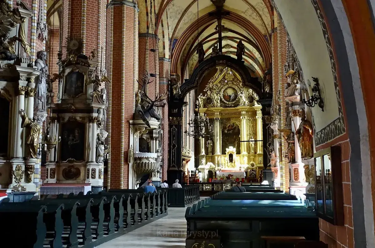 Wieża Kościoła Wniebowzięcia Najświętszej Maryi Panny