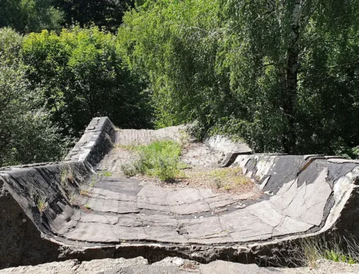 Wysadzony most kolejowy