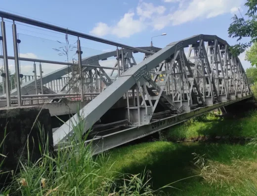 Zabytkowy kratownicowy most tramwajowy z 1916 roku