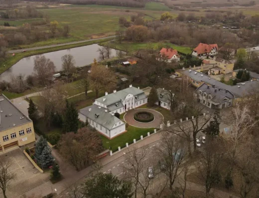 Zespół dworski Du Chateau